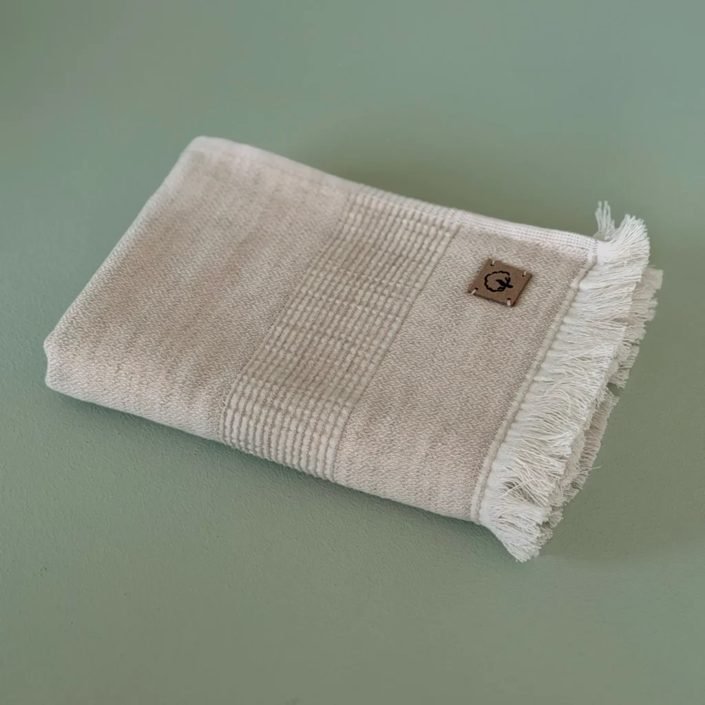 حوله هاسنا بژ 90*50