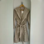 حوله تنپوش کلاه دار برند تاچ مدل مایسون