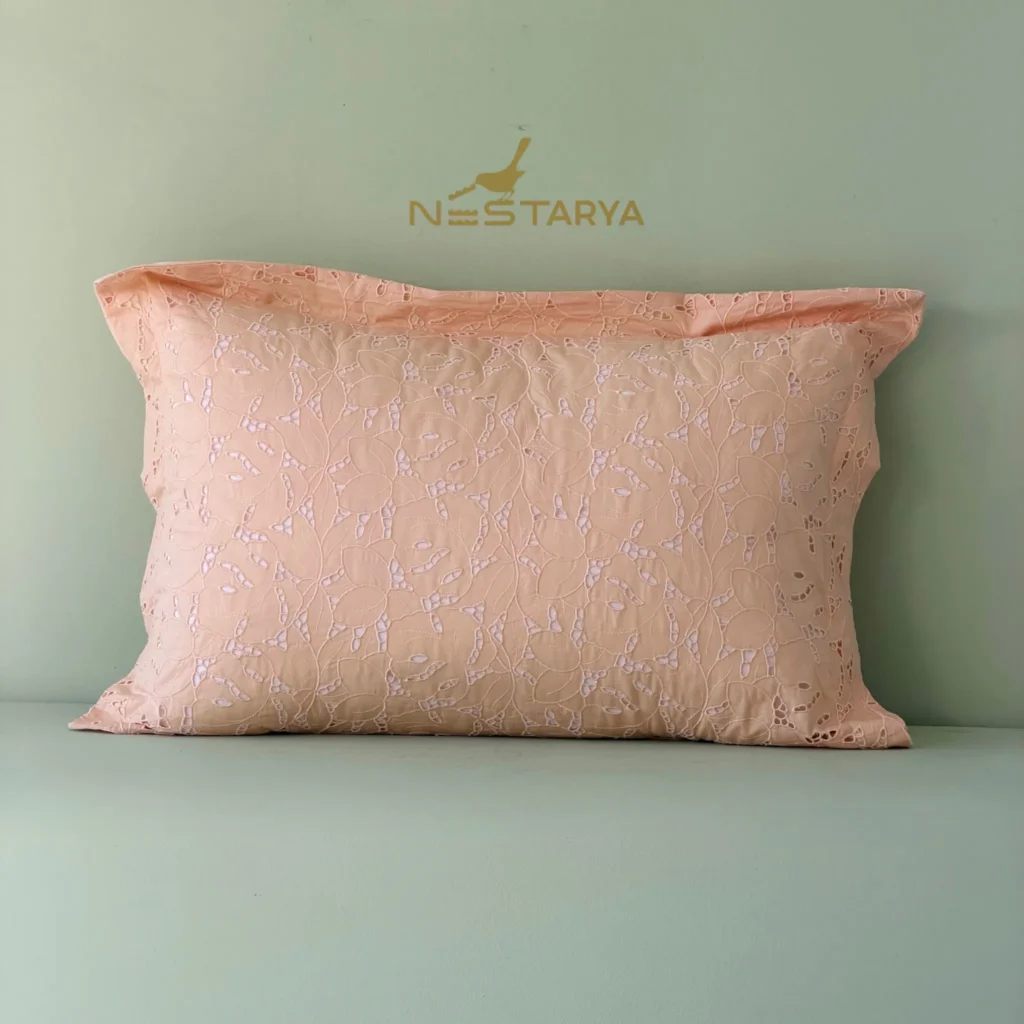 روبالشی پیرایه برند اکوکتان