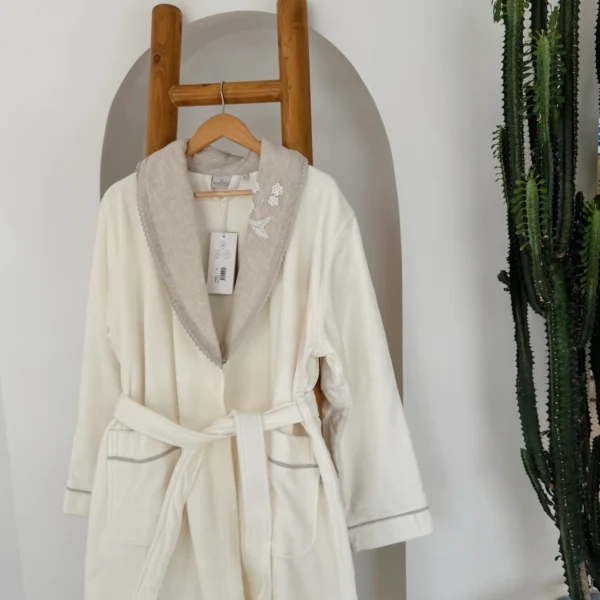 ست حوله تن پوش 4 تکه زنانه برند ecocotton مدل Ayliz