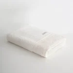 حوله حمام 150*80 مدل پیترا زنانه رنگ کرم