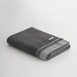 حوله حمامی برند اکوکاتن مدل میا