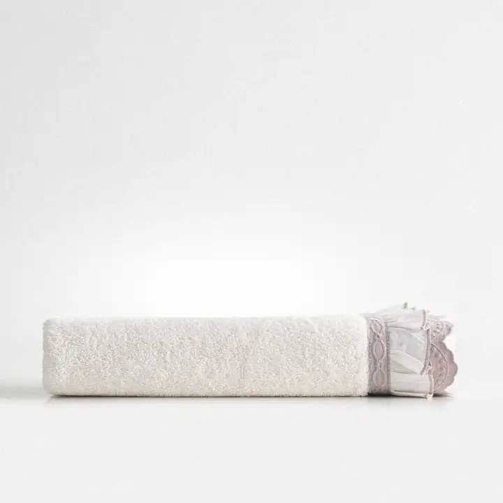 حوله آلسا طوسی